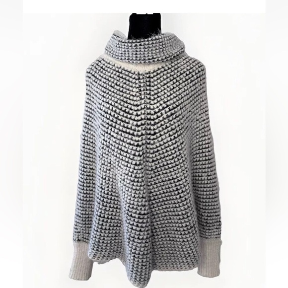 Freeway Sweaters - Freeway Poncho Sweater XS Slouch Turtleneck Black Cream Houndstooth Eyelash Knit